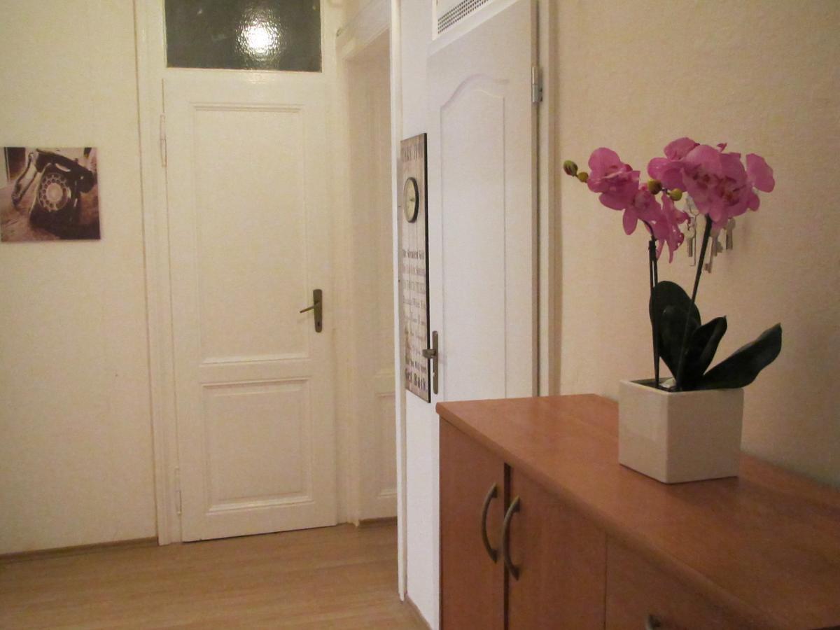 Apartment Fairy Tale การ์โลวีวารี ภายนอก รูปภาพ